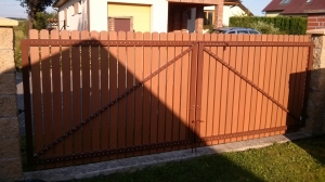 montáž plotových polí